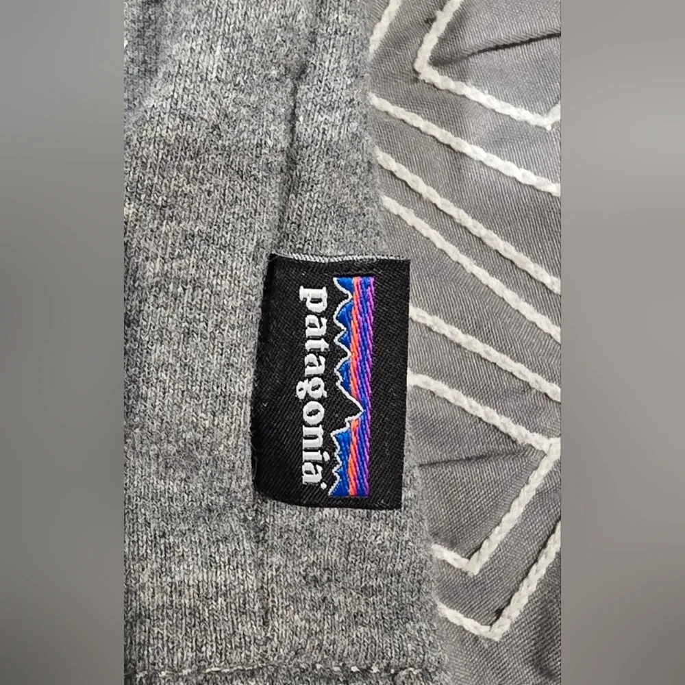 Patagonia Ridge Logo Uprisal Hoody Size Medium - Picture 5 of 8